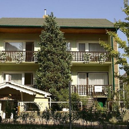 Oleander Apartman ヘーヴィーズ エクステリア 写真