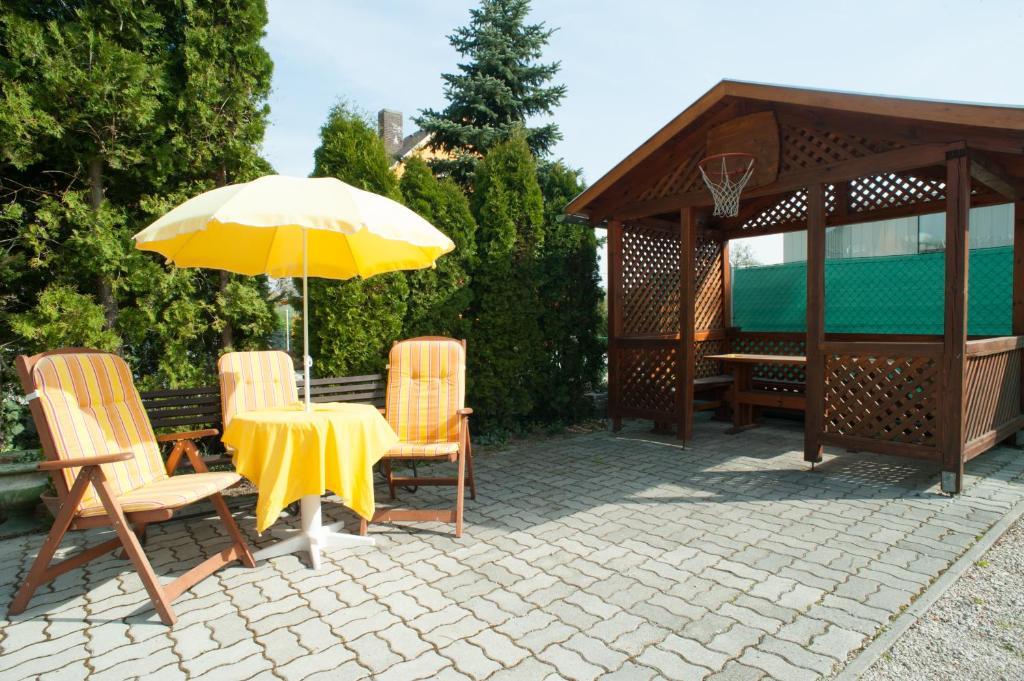 Oleander Apartman ヘーヴィーズ エクステリア 写真