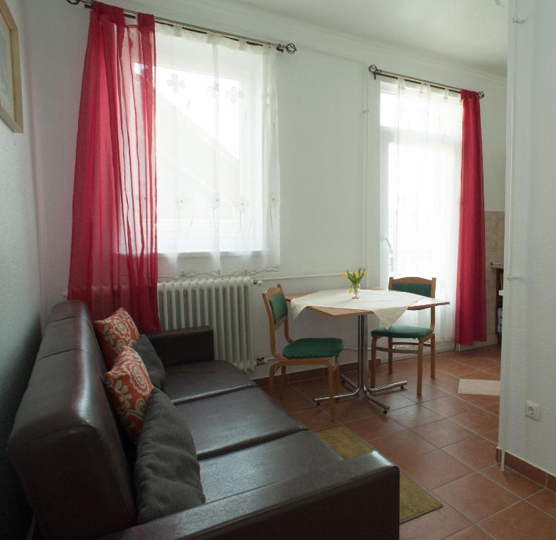 Oleander Apartman ヘーヴィーズ エクステリア 写真